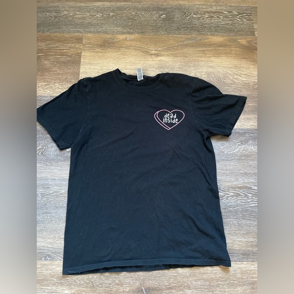 Dead inside graphic T - Picture 3 of 3